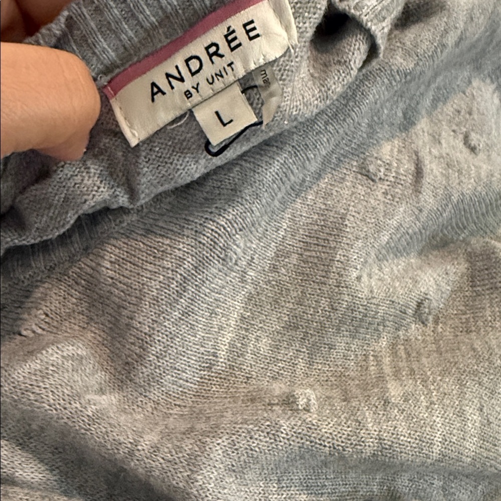 ANDREE BY UNIT Gray Textured Knit Top - Picture 3 of 3